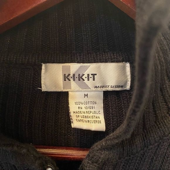 K.I.K.I.T women’s zip up long sleeve black sweater. Size medium Has some stretch - Picture 3 of 7